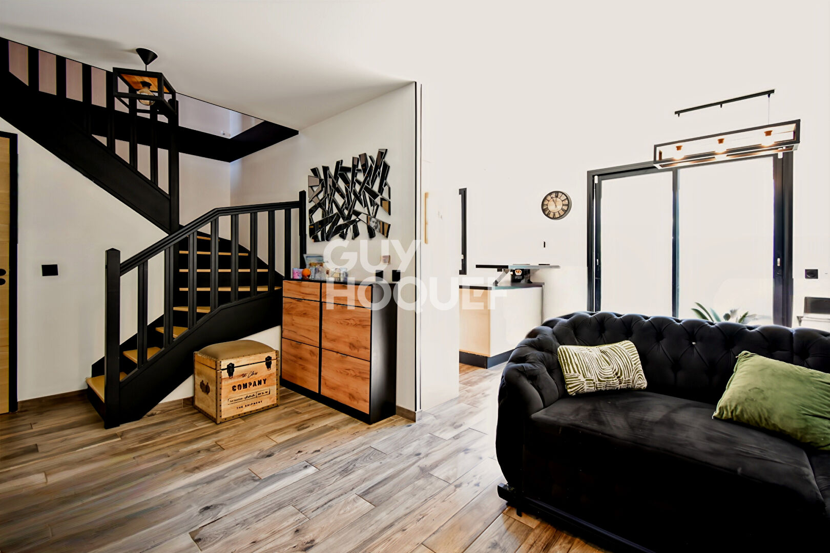 Superbe duplex de 75 m² avec terrain privatif de 40 m², 3 chambres dont suite parentale ? 3 stationnements