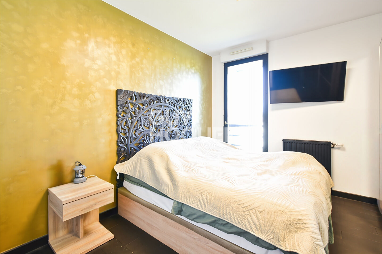 Superbe duplex de 75 m² avec terrain privatif de 40 m², 3 chambres dont suite parentale ? 3 stationnements