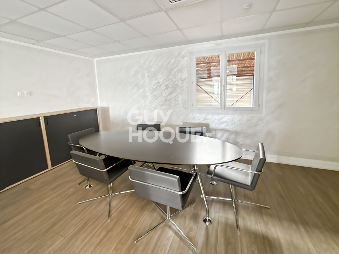 Entrepôt / Local industriel à louer à Fontenay Trésigny