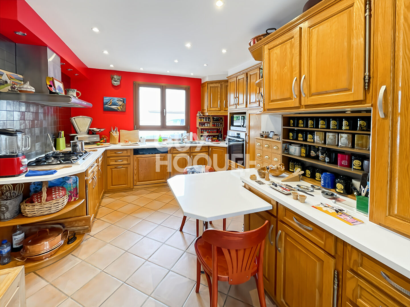 Maison atypique de standing à vendre à Fontenay-Trésigny ? 188 m² sur terrain de 576 m²