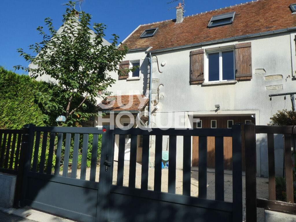 Maison 4 pièces à louer à Marles-en-Brie avec garage et grande terrasse
