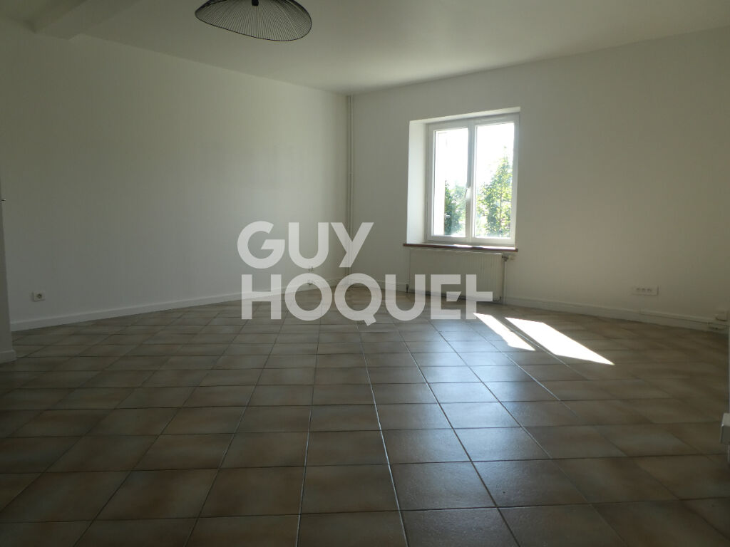 Maison 4 pièces à louer à Marles-en-Brie avec garage et grande terrasse