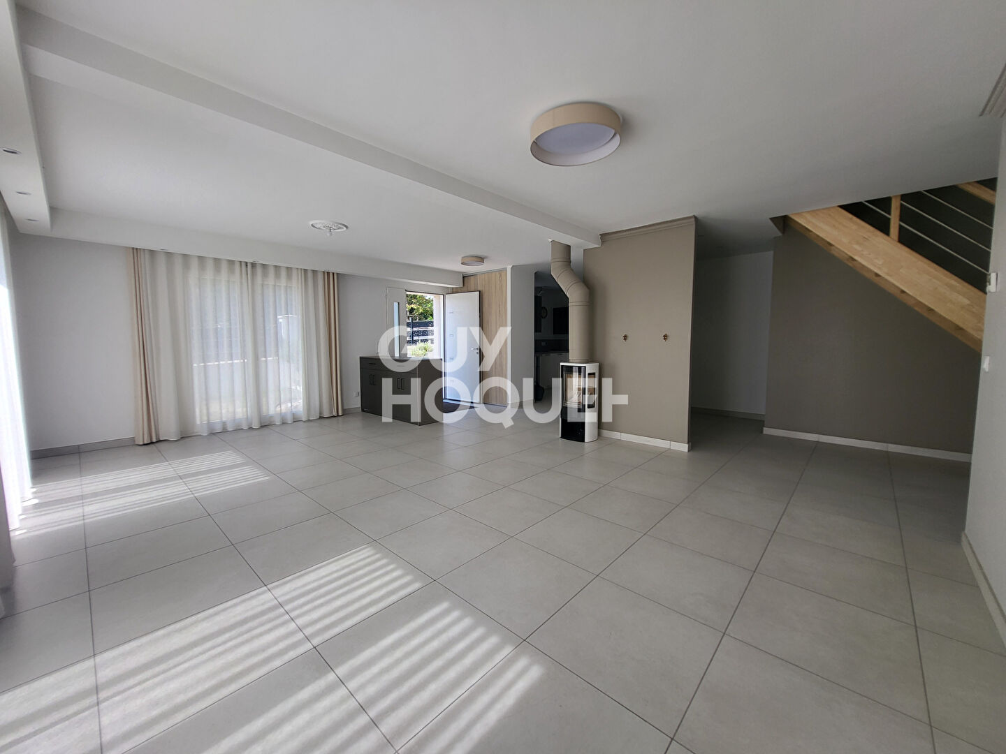 Superbe maison 6 pièces à louer à Presles en Brie - 185 m² sur terrain de 799 m²