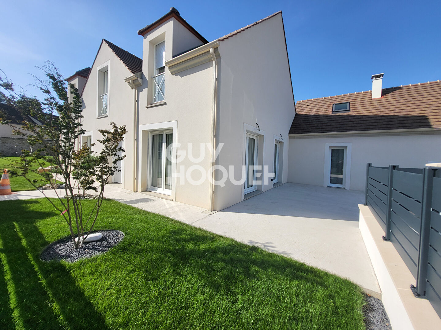 Superbe maison 6 pièces à louer à Presles en Brie - 185 m² sur terrain de 799 m²