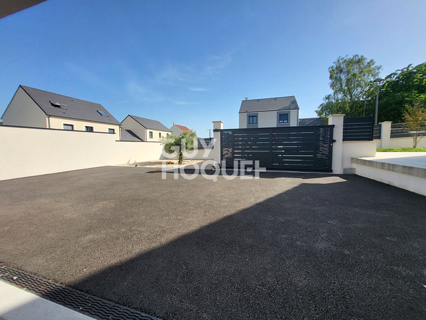 Superbe maison 6 pièces à louer à Presles en Brie - 185 m² sur terrain de 799 m²