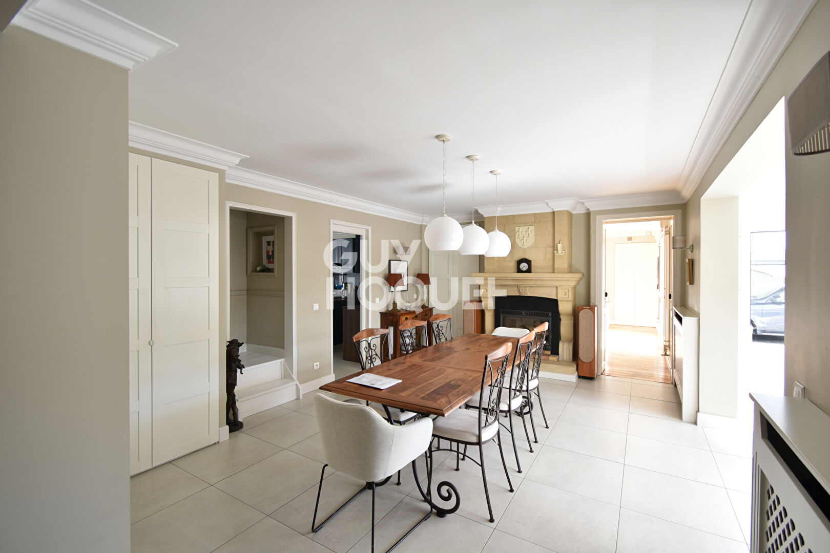 Maison 7 pièces 180 m² · à Marles en Brie · 180 m² · 525 000 €