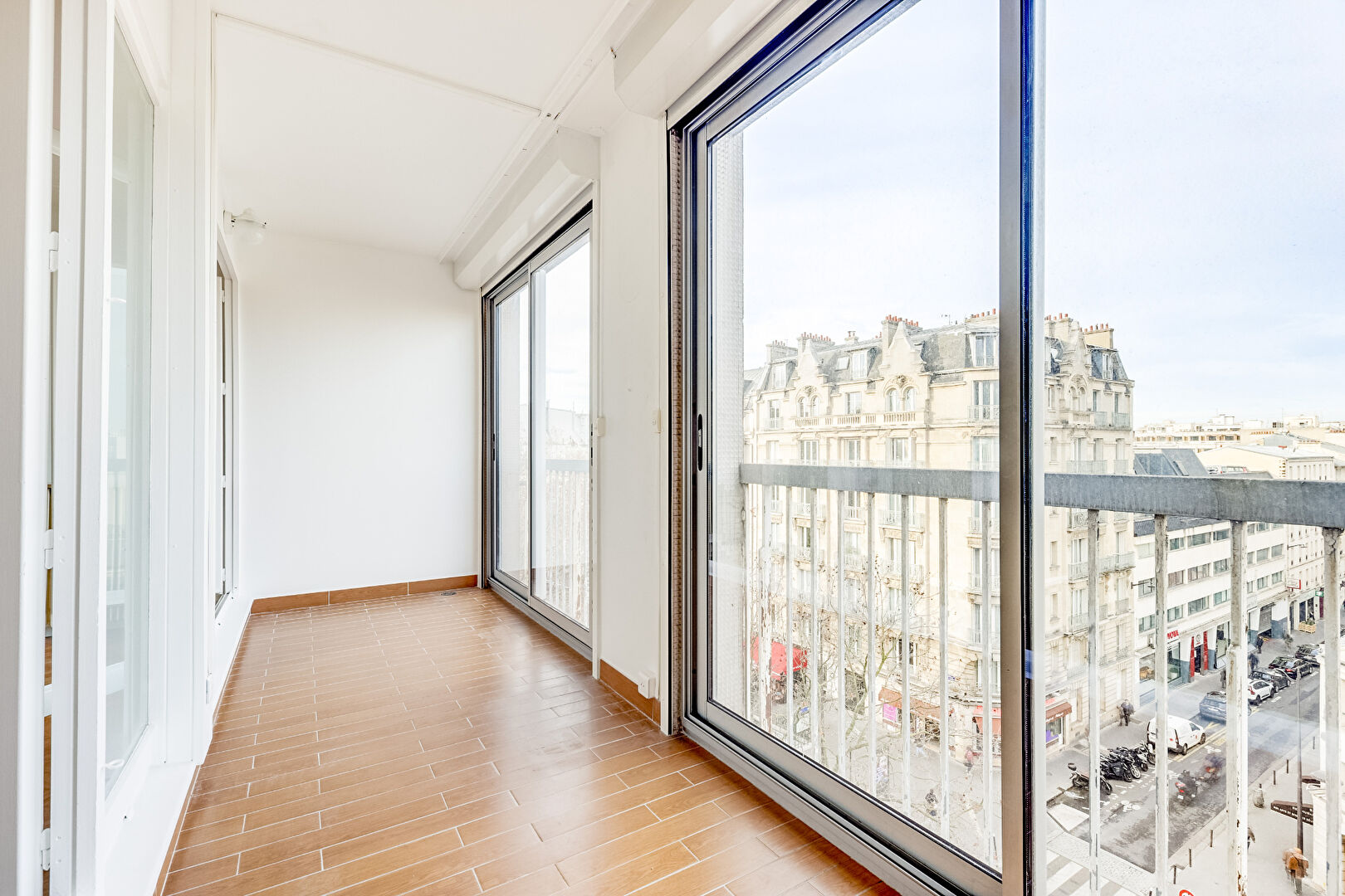 PARIS 75019  - 4 pièce(s) 103,39m² -6eme étage aucun vis à vis