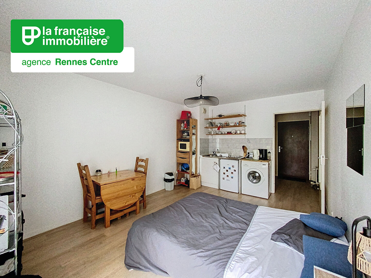 Appartement Type Studio – Meublé – 23m² – Terrasse – Local vélos – Centre-Ville – Saint-Hélier - LFI-CENTRE-A-1303