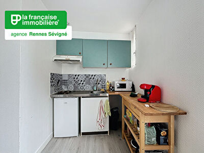 Studio à louer, rue d’Antrain – Fac de droit