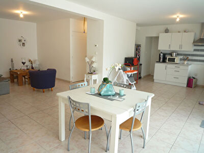 Rare, Montreuil sur Ille, maison récente 3 chambres, à 200 mètres gare,