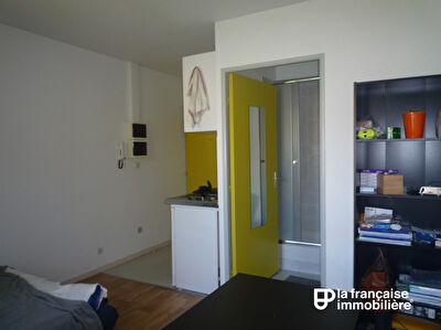Appartement Studio à louer, Rue de Fougères