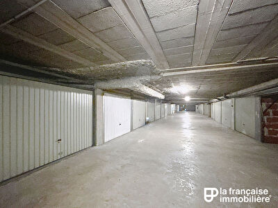 Garage à louer –  Prise et électricité – Chézy Dinan –  Square Alain Fergent  – RENNES