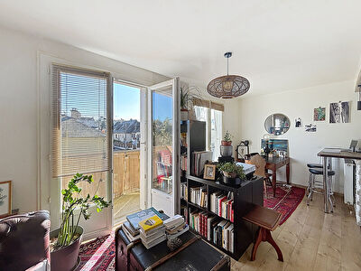 2 pièces – à vendre – balcon – Parking – Rennes quartier Cleunay