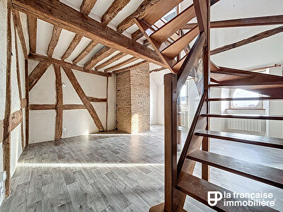 Appartement Type 3 Duplex – Non meublé – Centre Ville – Rue St Georges – Dernier étage – Monument historique – Rennes