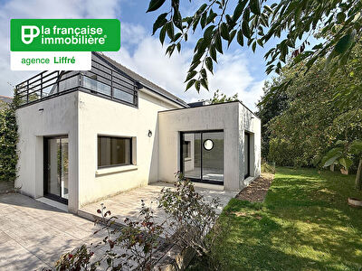Maison Liffré 8 pièce(s) 170m2