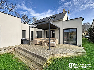 A VENDRE- Maison 154 m² Mordelles proche Rennes – Pièce de vie 63 m² – Jardin garage