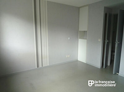 Appartement Studio à louer, Beaulieu