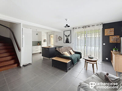 Maison  6 pièce(s) 114 m2