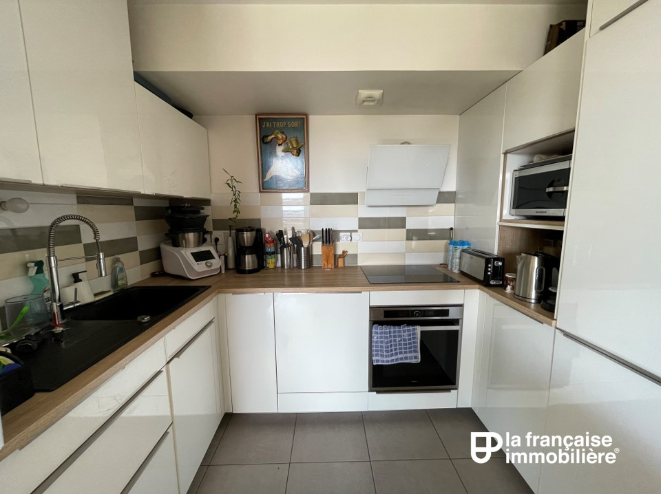 VENDU PAR L’AGENCE EN EXCLUSIVITÉ ! Appartement Rennes 5 pièces en duplex, Avenue Sergent Maginot, 96.52 m² carrez et 103.19 m²,  balcon exposé Sud, place de parking en sous-sol et cellier - LFI-CENTRE-A-10715