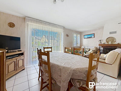 MAISON SUR SOUS SOL – 4 CHAMBRES