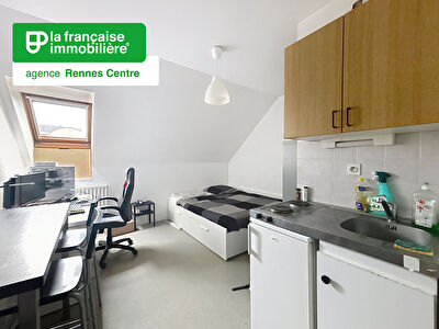Appartement de Type studio à louer – Meublé – 16m²- Centre Ville – Saint-Hélier – RENNES