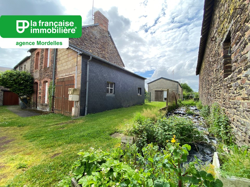 Maison 5 pièces 122 m² · à Maxent · 122 m² · 91 700 €