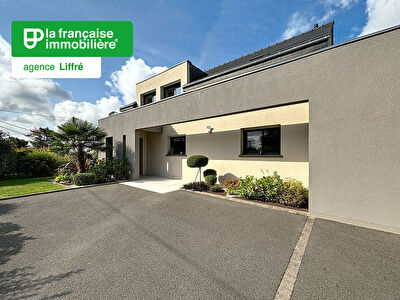 À vendre – Belle maison contemporaine aux prestations de qualité sur la commune de Liffré
