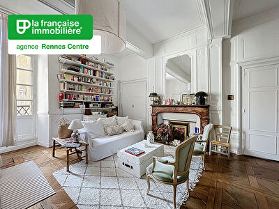 Appartement Rennes 2 pièces – 58.4m² – Exposition traversante Est – Ouest – Centre-ville – Cave et Cellier