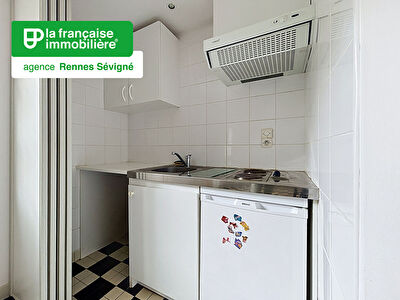 Maisonnette avec mezzanine 21.61 m2 – rue de Paris