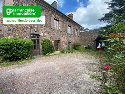Bâtiment à vendre – 262m² – hypercentre –  Montfort-sur-Meu