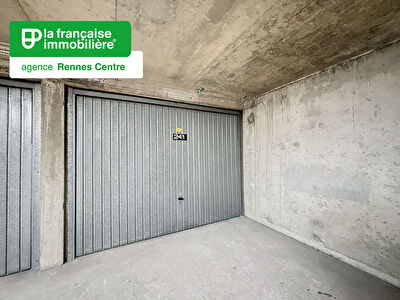 Garage à louer – Centre Ville –  Le Mail