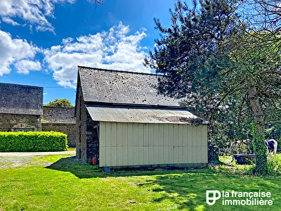 Maison Chateaugiron – Dépendances – Granges – Terrain- Campagne très proche