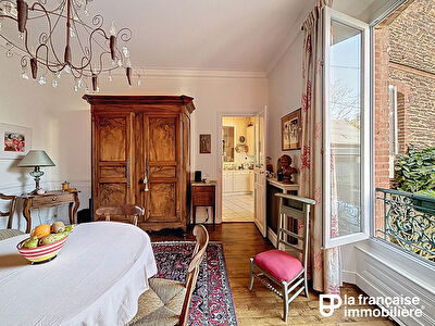 Charmant appartement ancien avec cachet ? 3/4 chambres ? Secteur Place Hoche / Faculté de Droit – Stationnement