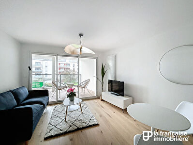 Appartement Type 2 à louer – Meublé – 42.70m² – Balcon de 17.65m² – Immeuble STORM sortie de terre en 2024 – Parking – Exposé plein Sud – Avenue Sergent Maginot – RENNES