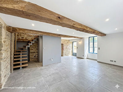 Modernité et charme pour cette maison au coeur de Saint Suliac
