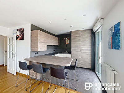 Appartement dernier étage avec grande terrasse de 67m² –  Acigné