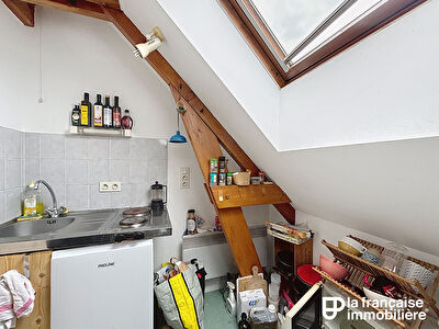 Appartement Rennes – Rue de saint Brieuc – studio – 10.57m² en carrez et de  24.39 m² en utiles – parking