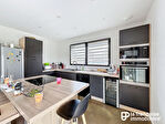 Maison contemporaine de 121 m² avec 5 chambres, garage et terrain. - LFI-MBRE-19127-M