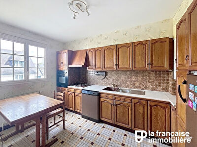 Maison  indépendante sur sous-sol –  plein centre de Thorigné- Fouillard