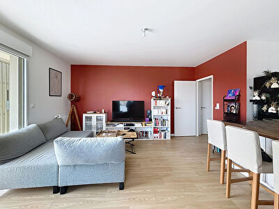 3 pièces – récent – à vendre – quartier Mauconseil – terrasse – parking