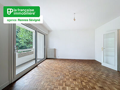 Appartement T3 à louer – rue de Fougères