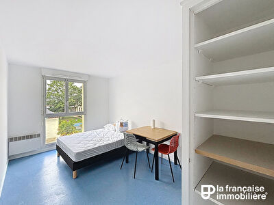Appartement Type Studio à louer – 16.95m² – Meublé – Parking – Centre-Ville – Rue de Saint-Brieuc – Rennes