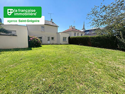 La Chapelle des Fougeretz – Maison de bourg avec jardin – 7 pièces