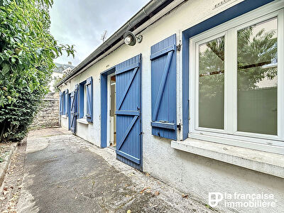 Maison Rennes Centre-ville – Chézy Dinan – 2 pièces 35.93 m2 habitables et de 46.29m² en utiles – 1 chambre + 1 bureau – terrain de 68m² – terrasse de 24m² –