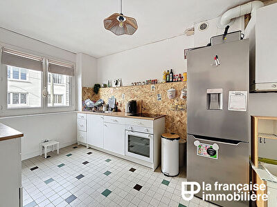 Maison Rennes 8 pièces avec jardin plein sud, proche parc et métro – Rénovation à prévoir