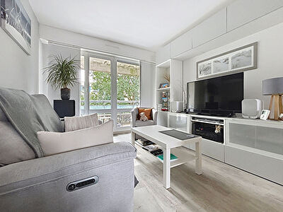 Type 2 – rénové – à vendre -garage – balcon – rue de Nantes – Square du Haut Blosne
