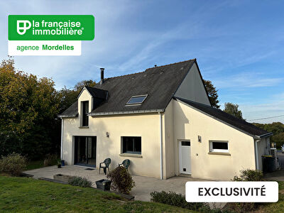 À vendre ? Maison 4 chambres avec terrain de +1 ha et boxes à chevaux ? Saint-Just
