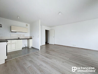 Appartement – Rennes – Vélodrôme – 3 pièces – 66.8m² – Balcon – Garage