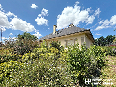 Plein centre – Maison sur sous-sol complet sur 773m² de terrain !