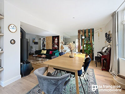 Maison de charme rénovée – Châteaugiron – 6 pièces – proche commerces